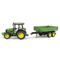 Трактор John Deere 5115M с прицепом